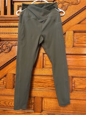 Gottex Women’s High Rise Pocket Leggings – Size Medium – Olive Green